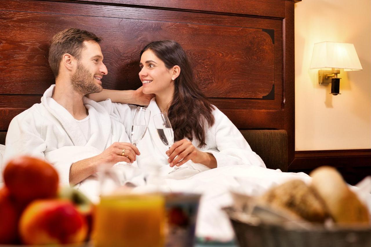 Hotel Zur Post Bad Koetzting Bagian luar foto